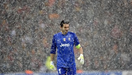 mk体育官方-王者归来！西亚卡姆复出首战炸裂，新规下状态爆棚，IG观众狂刷MVP